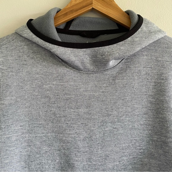 Nike Women's Dri-Fit Gray Pullover Hoodie Size Small - Picture 6 of 10